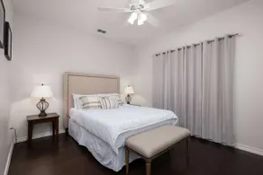 Cozy Spacious 3BR Home w/King Bed/Near Airport - Image 3
