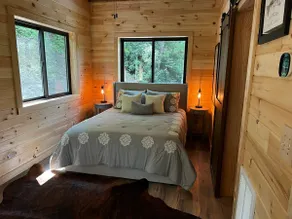 FoxGrapes Cabin - Image 2