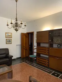 At Elsa's house - Image 5