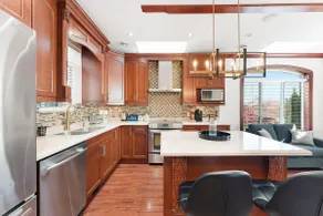 Near DT Vancouver | 3 Beds | 12min to YVR - Image 3