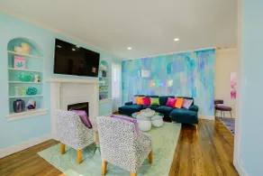 Funky Memphis Vibe! Pool, FirePit, Close to Dwntwn - Image 2