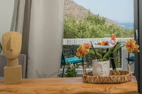 Anelia Minimal Suites - Image 3