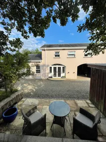 The Cottage at Riverbank - Image 5