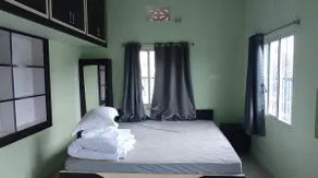 Gaur Homestay 1BHK Deluxe AC Family Apartment - Image 2