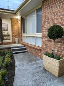 Completely Renovated, Cosy Home - Image 2
