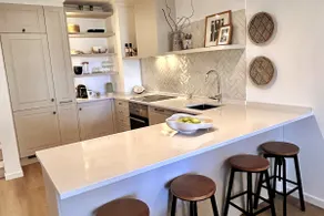 Stunning beach apartment - Image 4