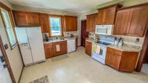 3 Peaks Farmhouse on Root River - Image 3