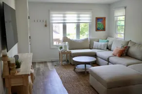 Modern Condo steps to the Beach - Image 3