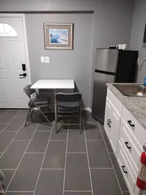 Centrally Located Studio, Private Patio, Sleeps 3 - Image 5