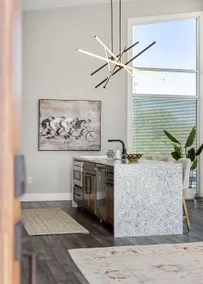 Private Modern Apartment - Image 3