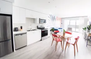 Stylish Brand New 1 Bedroom Aparthotel-Gaslight - Image 3