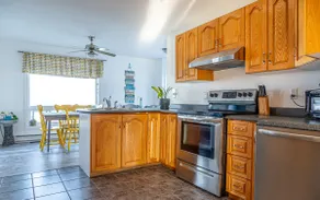 Waterfront Beach House - Image 5