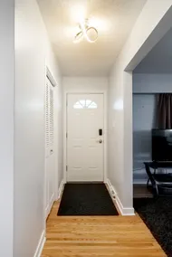 Beautiful Home In A Prime Location - Image 4