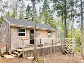 Quiet, cozy cabin - Image 3