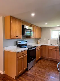 Duplex in Lyndon - 2nd Floor - Image 5