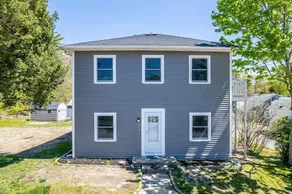 Peaceful Onset Beach Home. 5 Bedrooms, Wareham MA - Image 2