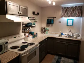 Cozy downtown 2bdr - Image 2