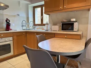 Large duplex with 2 independent bedrooms - Image 4