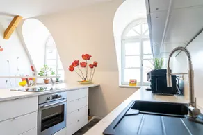 Stylish apartment with pool/sauna & roof terrace - Image 2