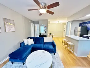 Condo at Southpoint Mall - Image 2