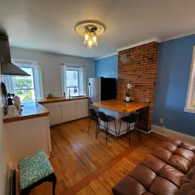 Relaxing two-bedroom in the heart of the city - Image 3