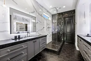 The Lux | Designer Living in Historic Oaklawn - Image 4