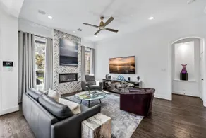 The Lux | Designer Living in Historic Oaklawn - Image 2