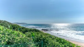 Luxury Private Beach Villa between Umdloti Ballito - Image 3