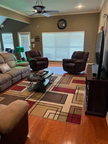 Cozy 2x2 on pond in N. Bossier: no parties no pets - Image 3