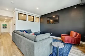 Cozy&Comfy w/Balcony! Heat of Fishtown Sleeps 8! - Image 3