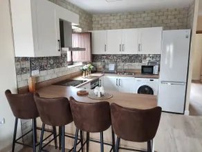 Royal Apartment 17, Cádiar - Image 4