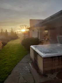 The luxurious charm of a home under the stars - Image 2