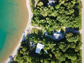 Zeta's Beachfront Cottage on Georgian Bay - Image 5
