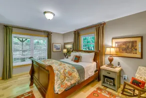 WindFall-Stunning, Pet Friendly, Creekside Cabin - Image 3