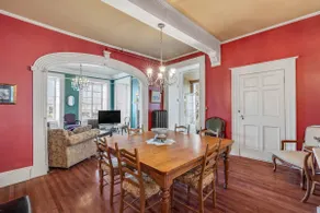 Georgian Home in Old Town (1600 sf) - Image 3
