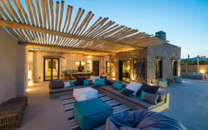 Luxury Villa in Paros with beach access + jacuzzi - Image 2
