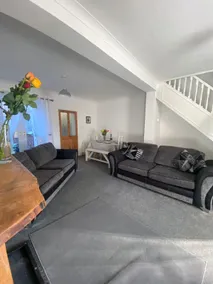 Assembly Cottage - Image 2