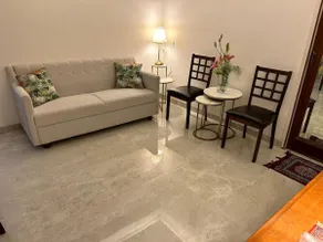 Entire 1bhk aptmnt in the heart of Bandra. - Image 5