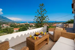 Villa Stunning Views - Image 2