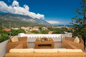 Villa Stunning Views - Image 3