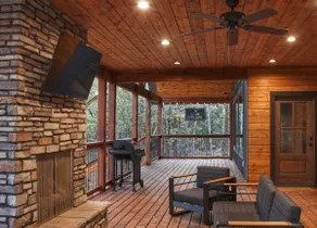 Luxury Cabin adjoining Robber's Cave State Park - Image 5