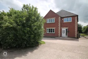 Home with HotTub near AltonTowers & Waterworld sot - Image 5