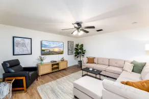 Private Pool, 4BR & Game Rm - We Pay Service Fees! - Image 4