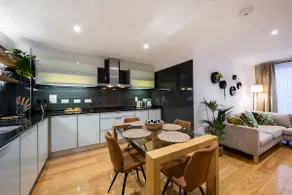 London Nino Apartments - Image 5