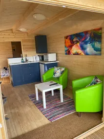 “The Hideaway” nestling in a tranquil woodland - Image 3
