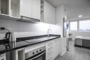 Panoramic View | Modern & Central | 8th Floor - Image 3