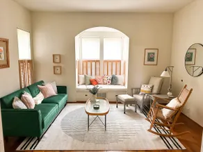 The Corner Cottage of Macomb - Image 2