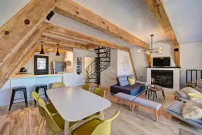 A-Frame experience with SPA, 5 min to beach access - Image 4