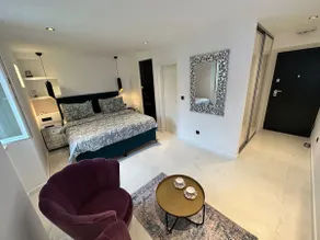 Madonna Suite Top Center - Image 2