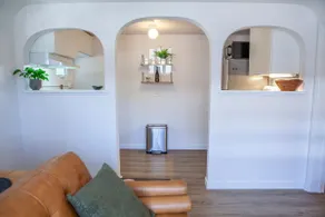 Oasis apartment near downtown. Bikes included! - Image 2